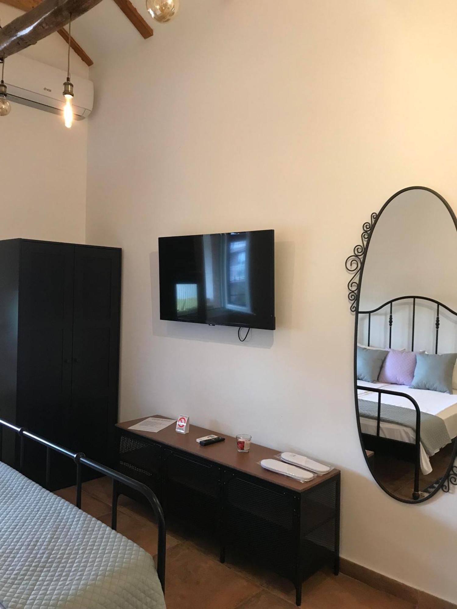 Apartments Pkt Delux Nisz Zewnętrze zdjęcie