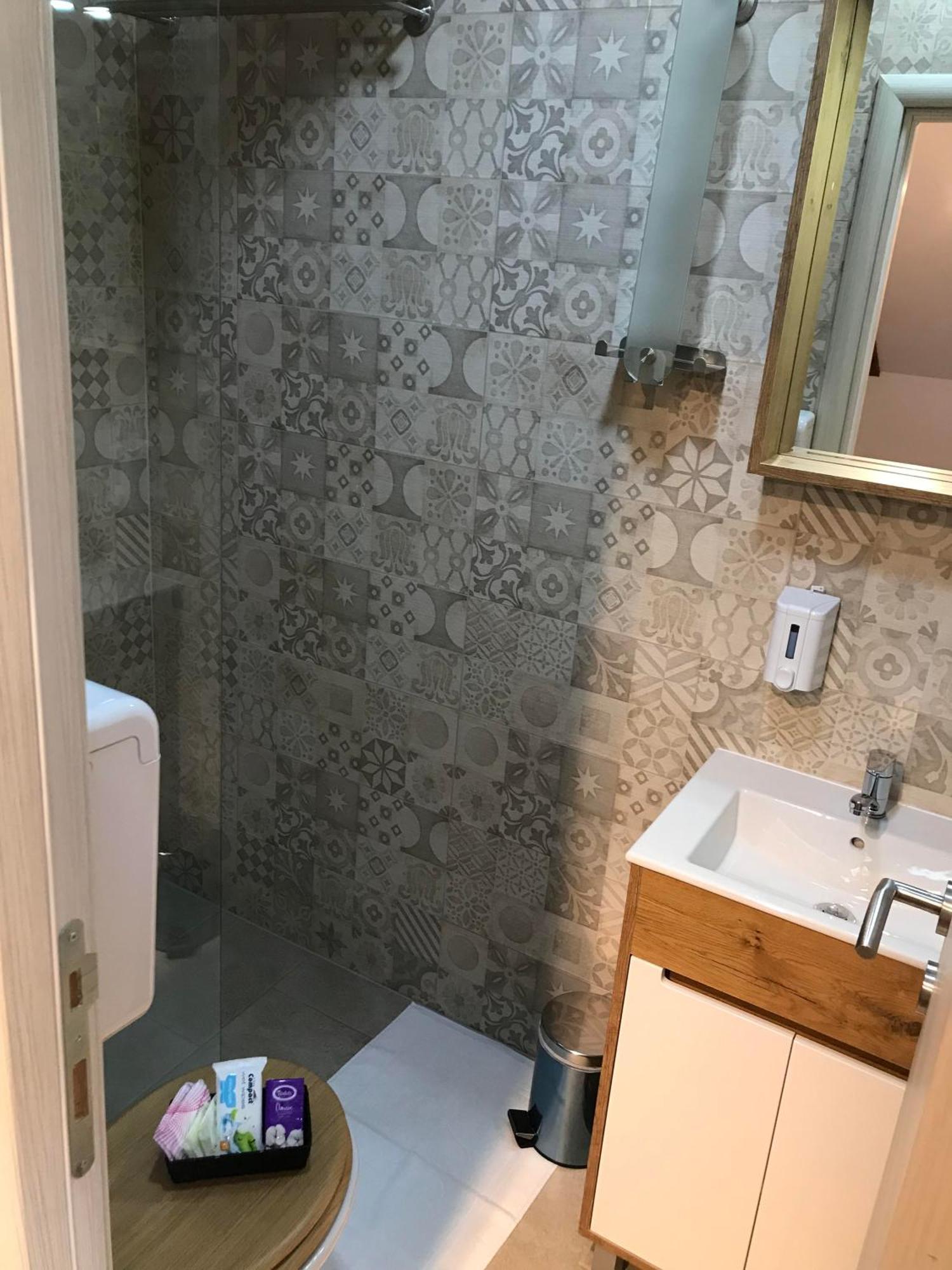 Apartments Pkt Delux Nisz Zewnętrze zdjęcie